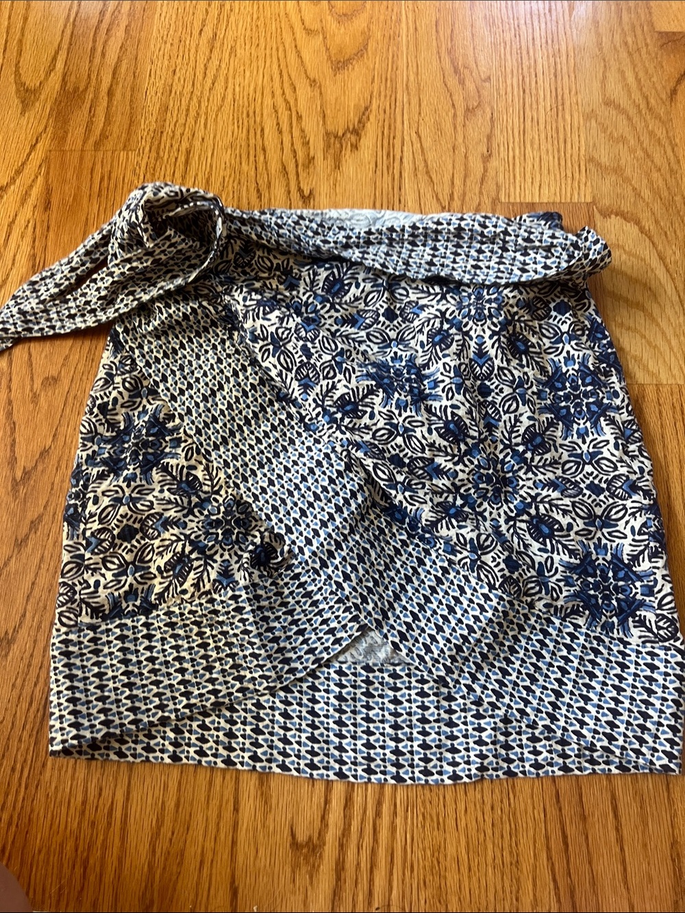 Zara Blue and White Printed Mini Skirt